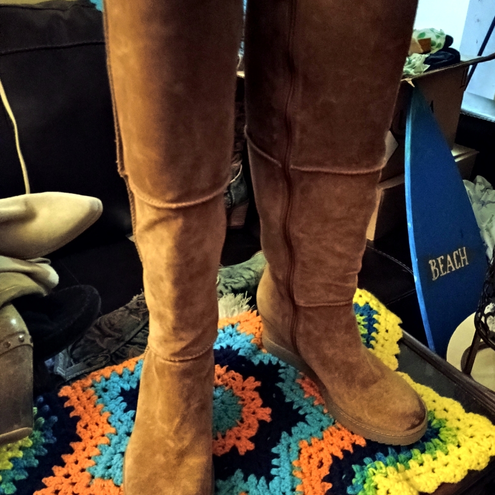 Sofft Tan Suede Knee-High Boots - Picture 4 of 11
